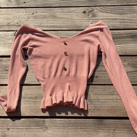 Light pink off the shoulder right sweater - Picture 2 of 3